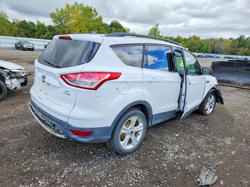 Снимка 3 от търг – 2016 FORD ESCAPE с VIN 1FMCU9GX4GUB02411