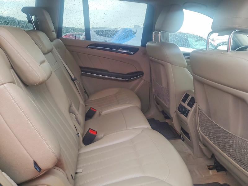 Photo 11 from auction – 2013 MERCEDES-BENZ GL with VIN 4JGDF7CE6DA134409