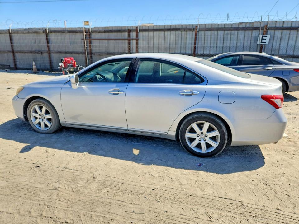 Photo 2 from auction – 2007 LEXUS ES with VIN JTHBJ46GX72054534