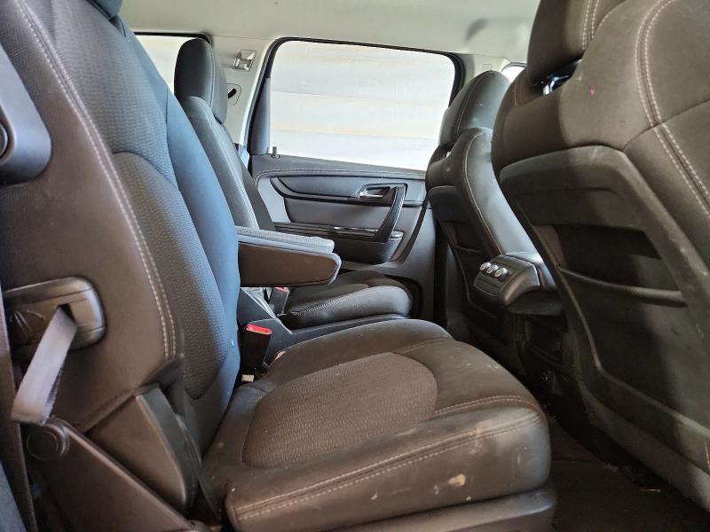 Photo 11 from auction – 2017 CHEVROLET TRAVERSE with VIN 1GNKVGKDXHJ151976