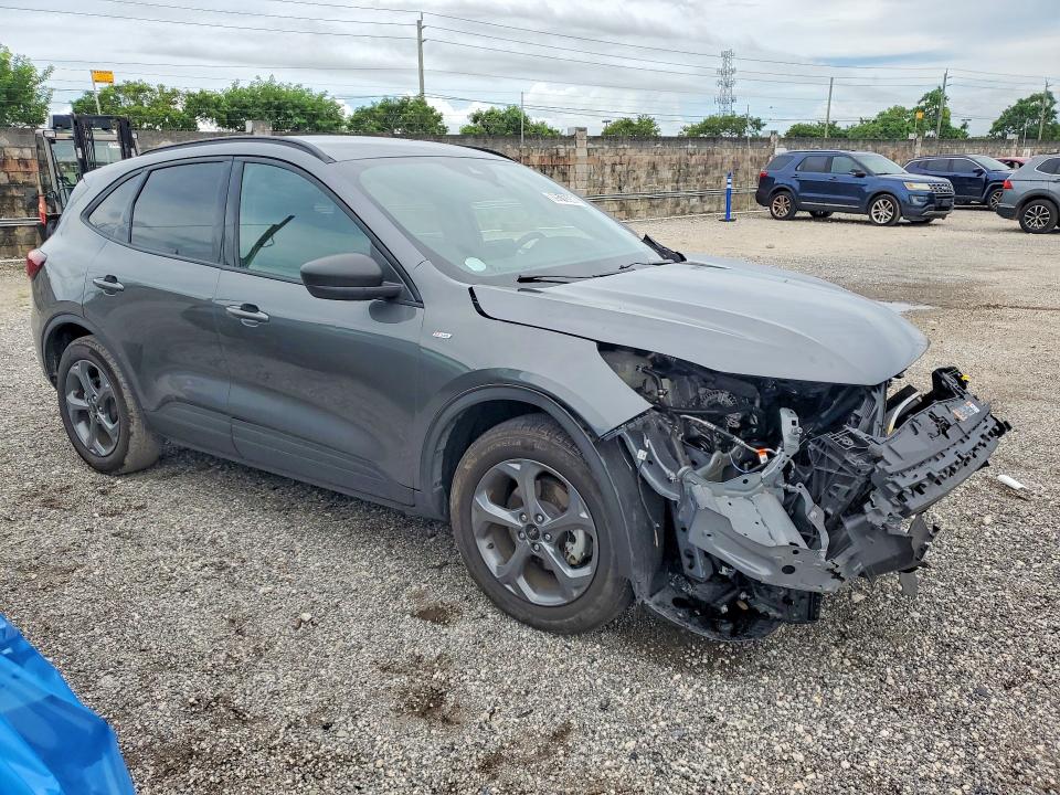 Foto 4 de la subasta – 2025 FORD ESCAPE con VIN 1FMCU0MN6SUB34266
