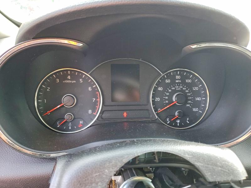 Photo 9 from auction – 2018 KIA FORTE with VIN 3KPFK4A70JE218097