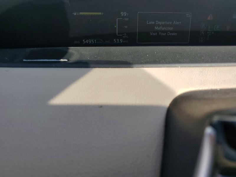 Photo 9 from auction – 2017 TOYOTA PRIUS with VIN JTDKARFU4H3037874