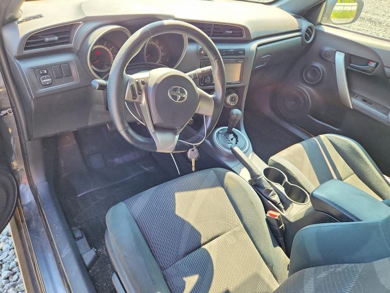 Foto 8 de la subasta – 2012 SCION TC con VIN JTKJF5C78C3036698