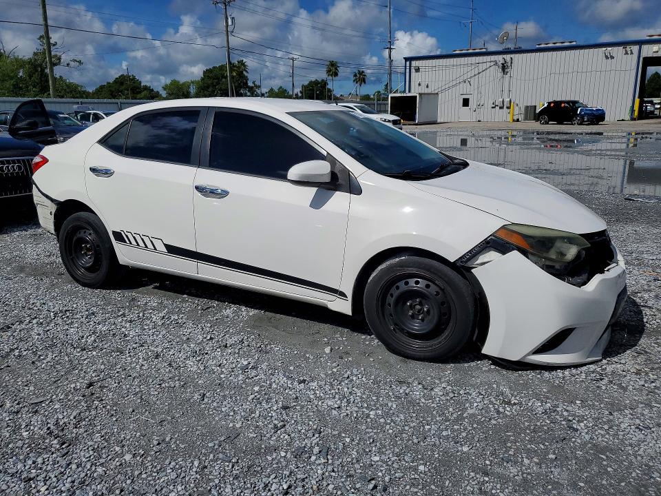 Photo 4 from auction – 2015 TOYOTA COROLLA with VIN 2T1BURHE0FC269955