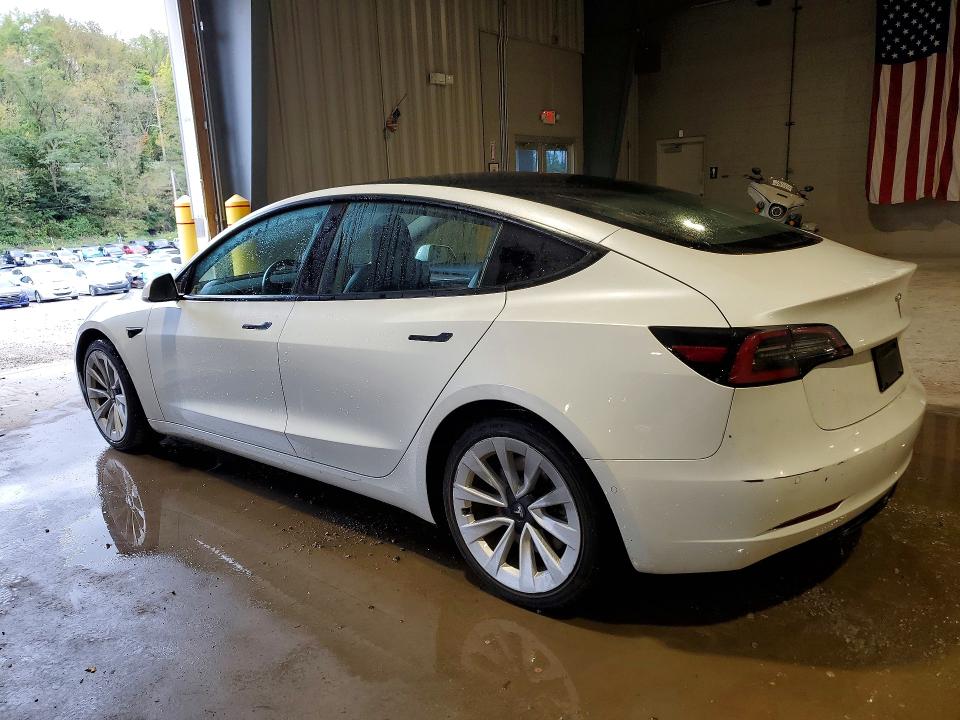 Photo 2 from auction – 2022 TESLA MODEL 3 with VIN 5YJ3E1EA5NF372335