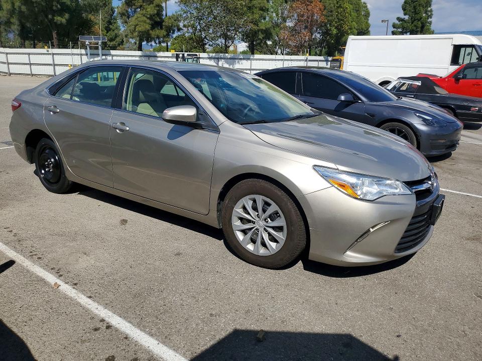 Photo 4 from auction – 2017 TOYOTA CAMRY with VIN 4T1BF1FK2HU293499