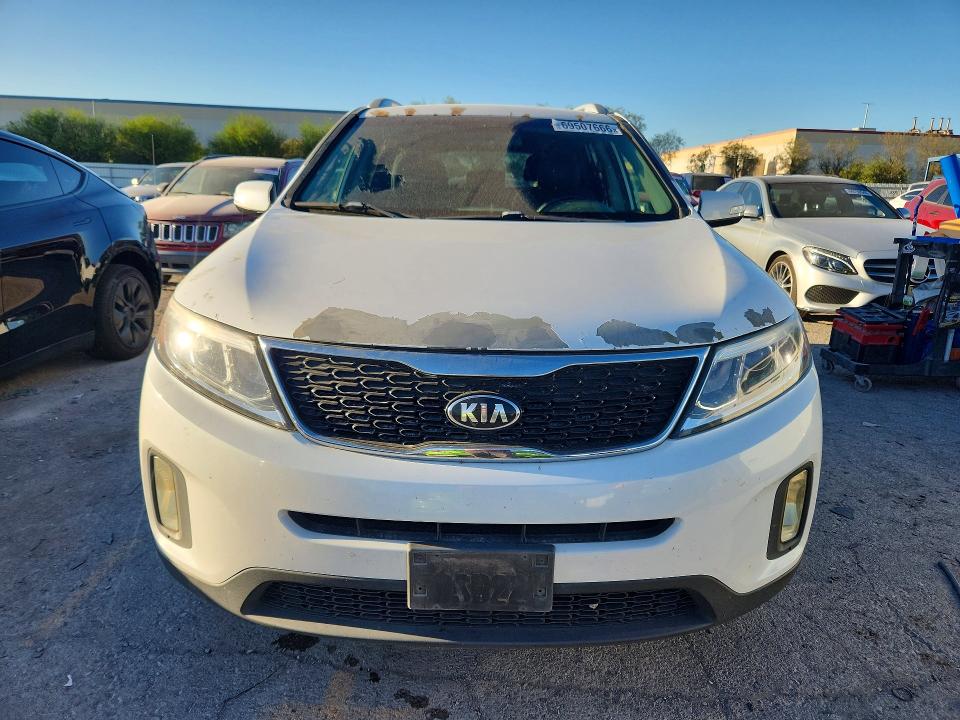 Photo 5 from auction – 2014 KIA SORENTO with VIN 5XYKTDA75EG513829