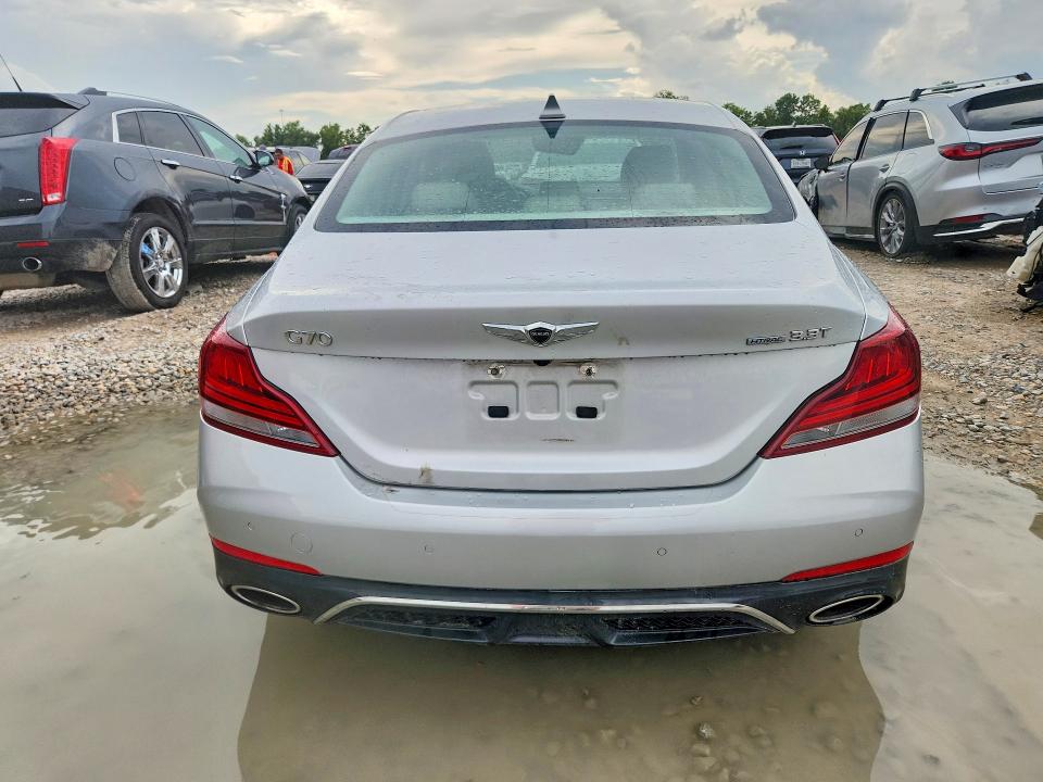 Photo 6 from auction – 2019 GENESIS G70 with VIN KMTG74LE6KU023563