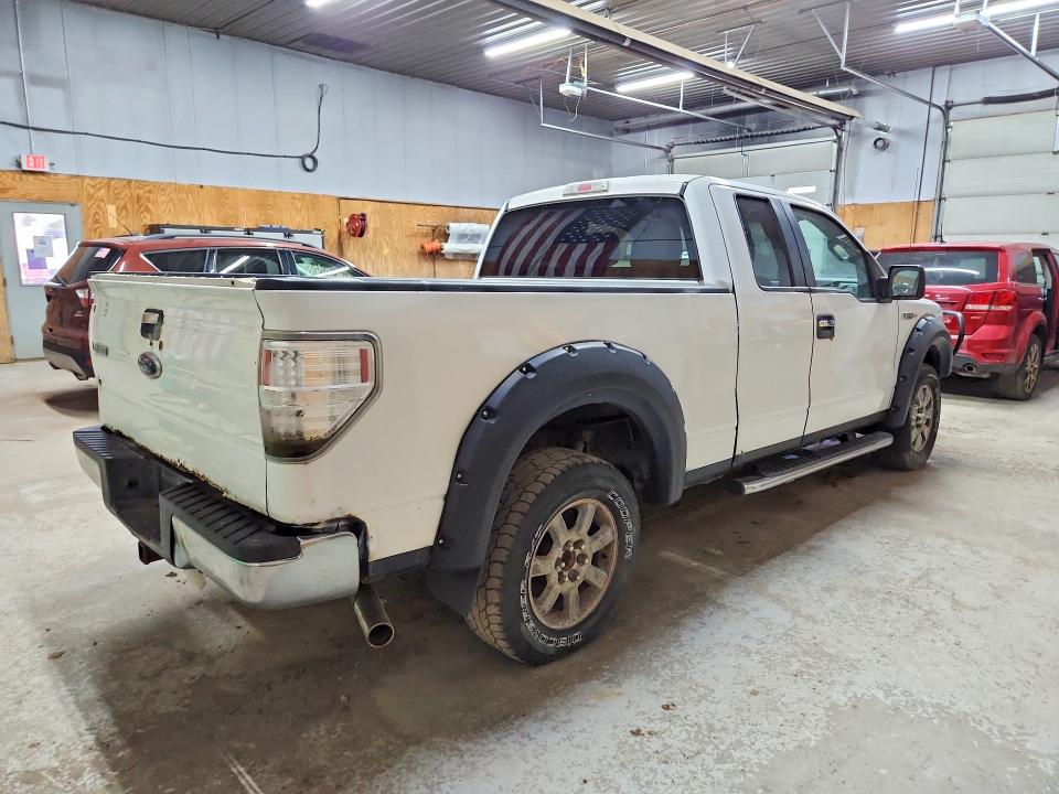Photo 3 from auction – 2010 FORD F150 with VIN 1FTFX1EV7AFC61026