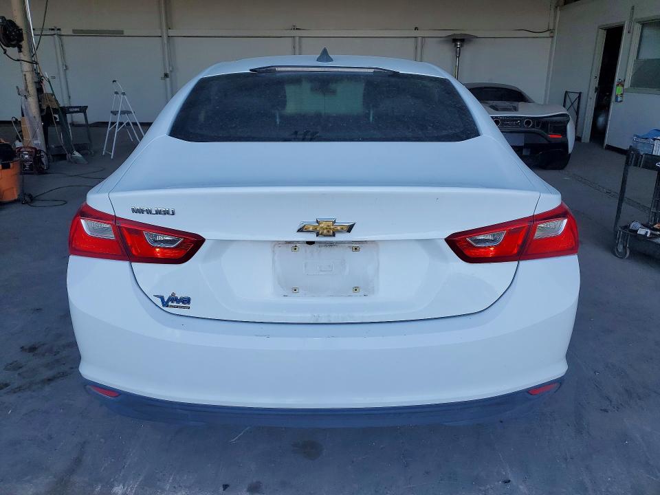 Photo 6 from auction – 2018 CHEVROLET MALIBU with VIN 1G1ZB5ST8JF164500