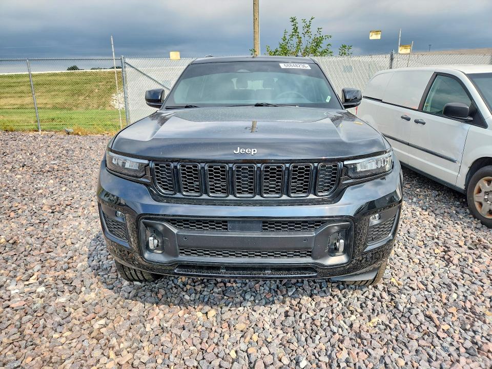 Снимка 5 от търг – 2023 JEEP GRAND CHEROKEE с VIN 1C4RJKDG0P8718389