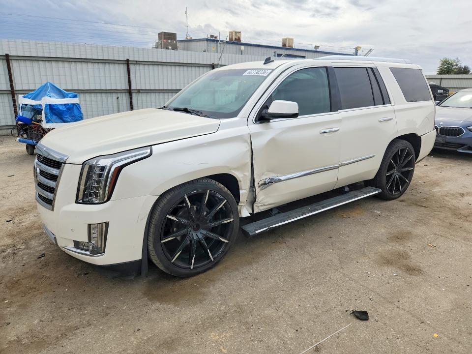 CADILLAC ESCALADE 2015 with VIN 1GYS4CKJ4FR277687 - Photo from auction