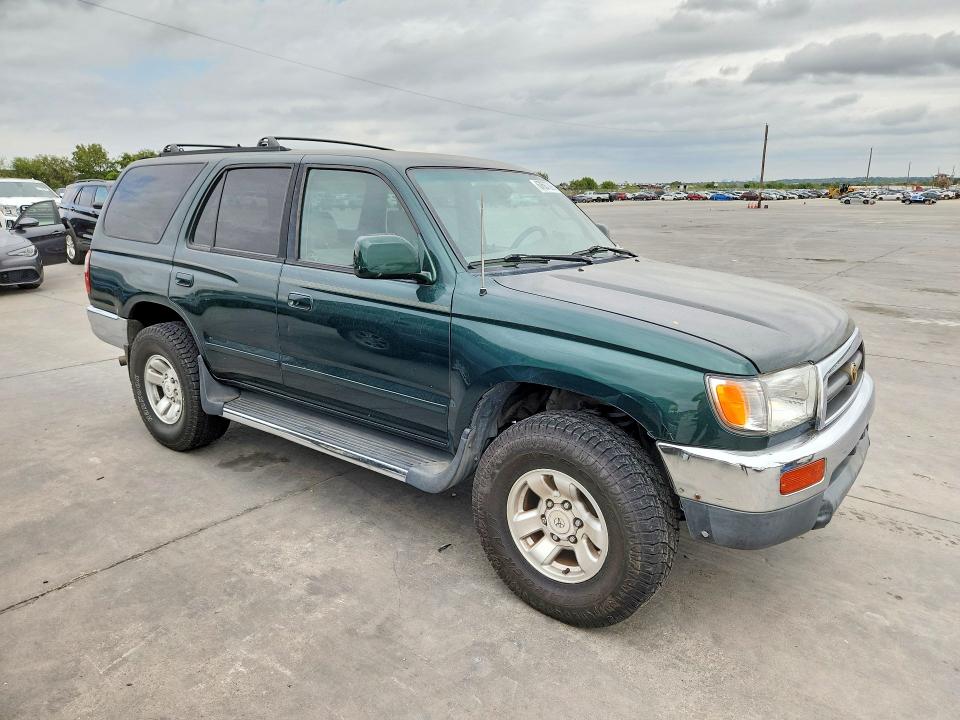 Photo 4 from auction – 2000 TOYOTA 4RUNNER with VIN JT3GN86R9Y0141718