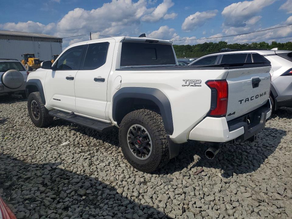 Photo 2 from auction – 2024 TOYOTA TACOMA with VIN 3TMLB5JN4RM003315
