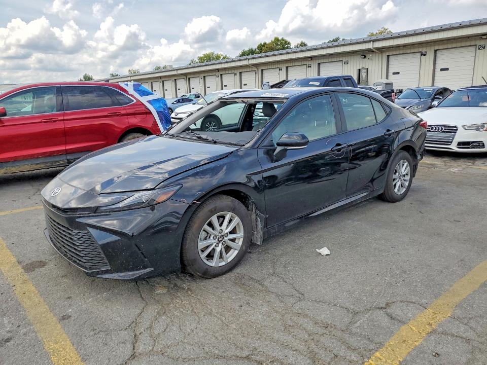 Photo 1 from auction – 2026 TOYOTA CAMRY with VIN 4T1DAACK0TU227926