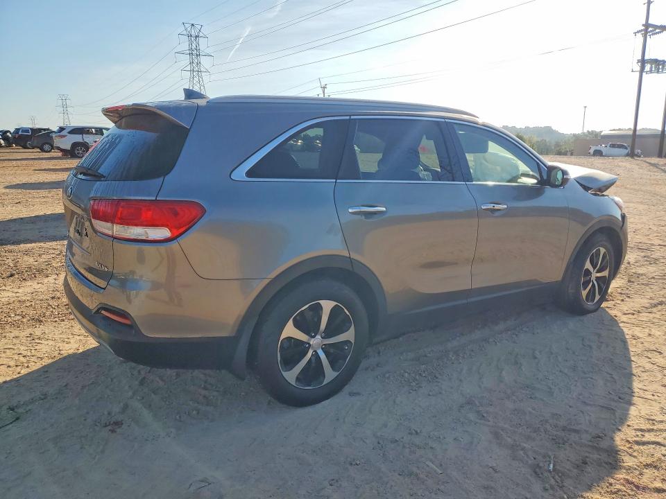 Zdjęcie 3 z aukcji – 2016 KIA SORENTO z VIN 5XYPH4A50GG095737