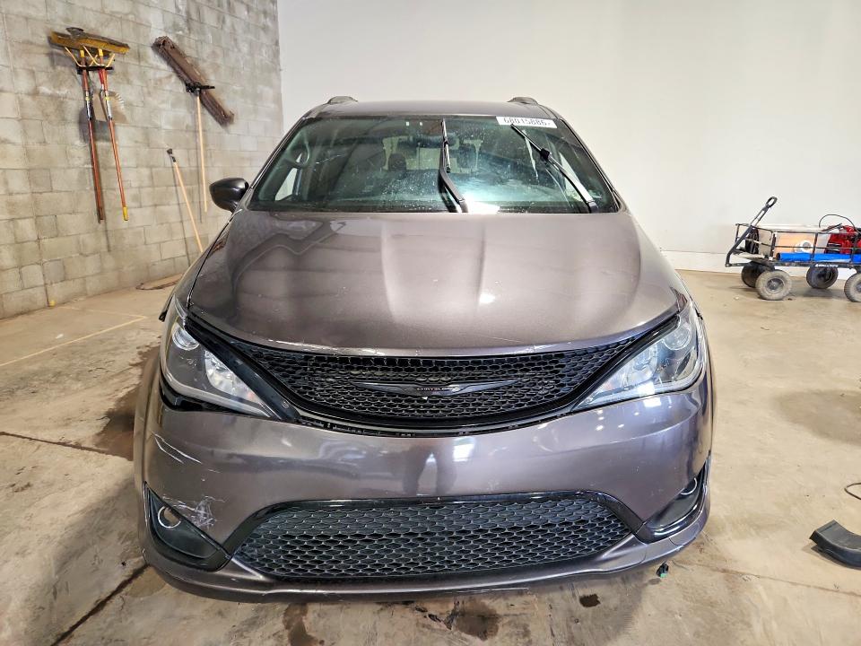 Foto 5 de la subasta – 2019 CHRYSLER PACIFICA con VIN 2C4RC1FG0KR593943