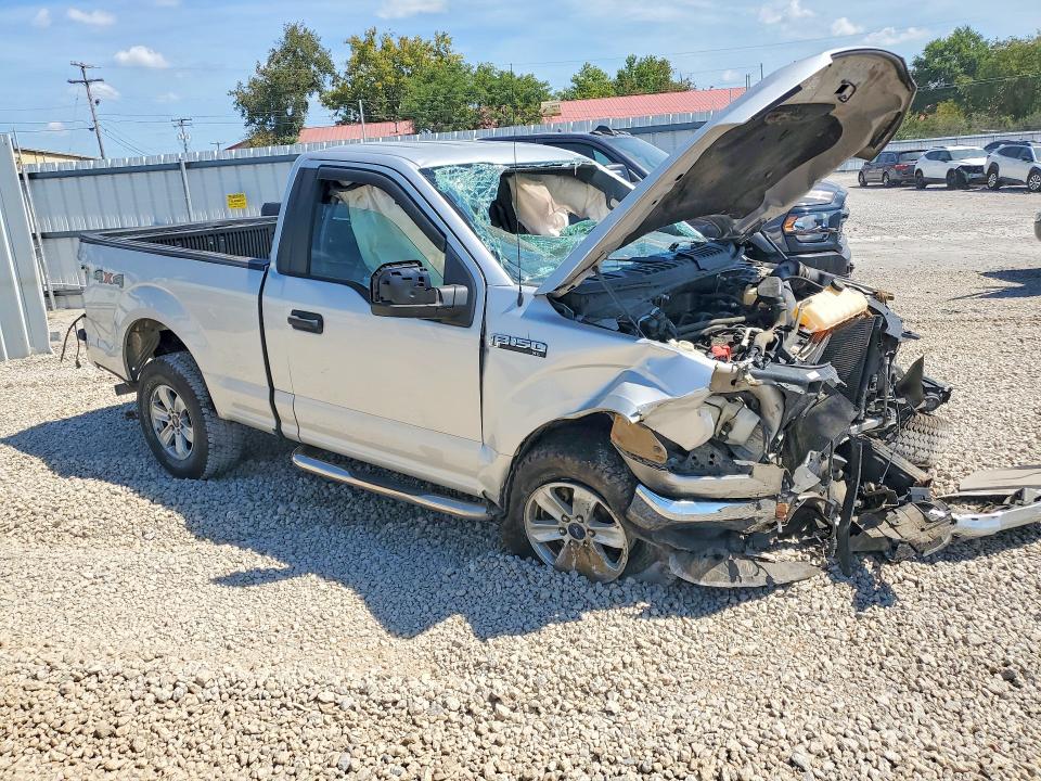 Photo 4 from auction – 2016 FORD F150 with VIN 1FTMF1EF6GKF93736