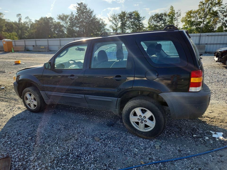 Photo 2 from auction – 2007 FORD ESCAPE with VIN 1FMCU02Z77KB87177