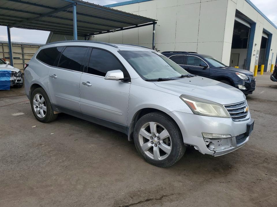 Photo 4 from auction – 2016 CHEVROLET TRAVERSE with VIN 1GNKVGKD6GJ177229