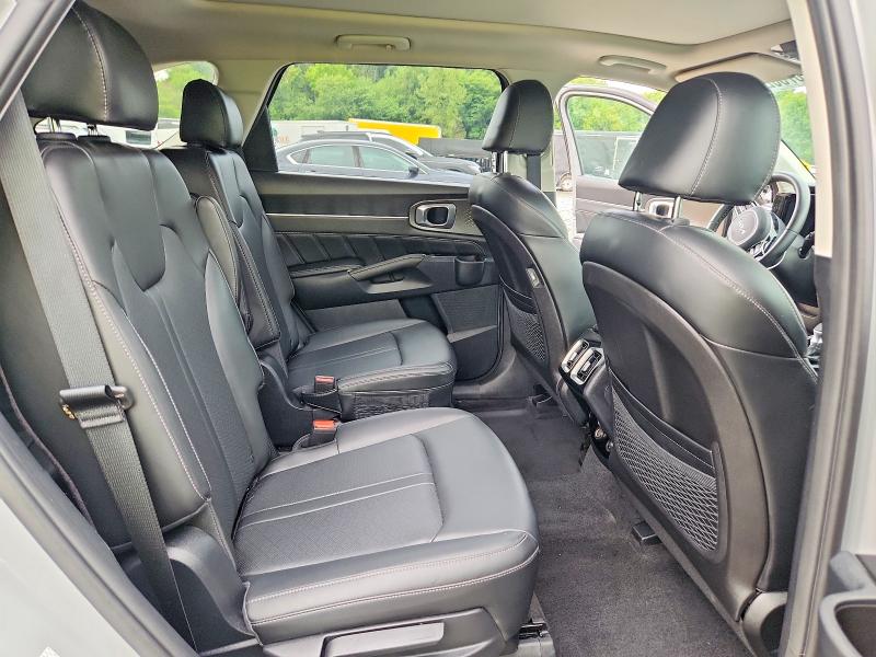Фото 11 с аукциона – 2023 KIA SORENTO с VIN 5XYRKDLFXPG200316