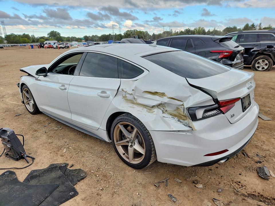 Снимка 2 от търг – 2018 AUDI A5 с VIN WAUDNCF50JA094980