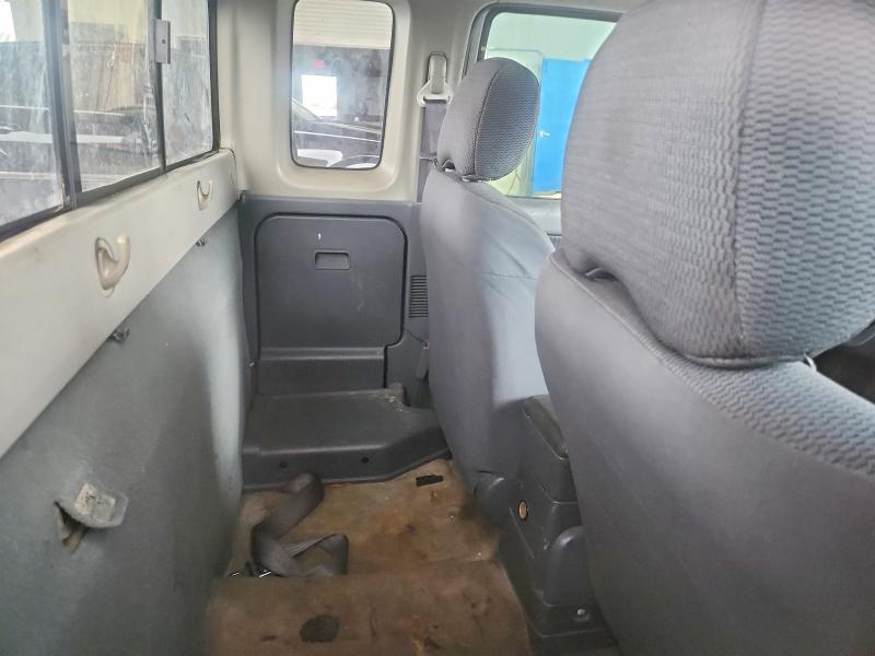 Photo 10 from auction – 2002 NISSAN FRONTIER with VIN 1N6DD26572C334082