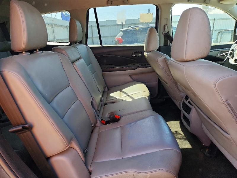 Photo 11 from auction – 2016 HONDA PILOT with VIN 5FNYF5H71GB037988