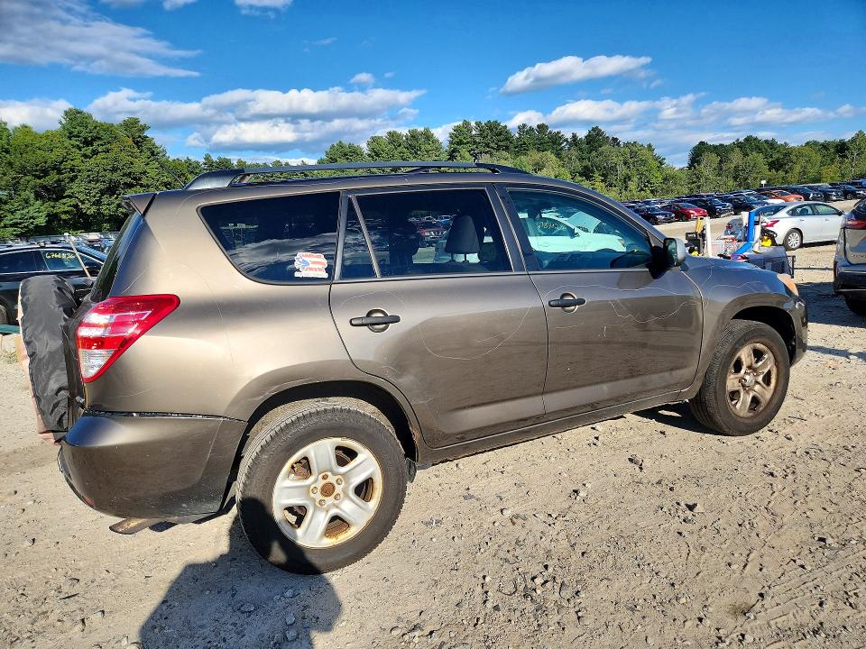 Photo 3 from auction – 2012 TOYOTA RAV4 with VIN 2T3BF4DV4CW210427