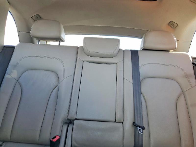 Foto 10 de la subasta – 2011 AUDI Q5 con VIN WA1DKAFP8BA093458