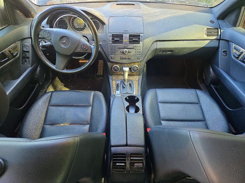 Photo 8 from auction – 2011 MERCEDES-BENZ C with VIN WDDGF8BB1BA522181