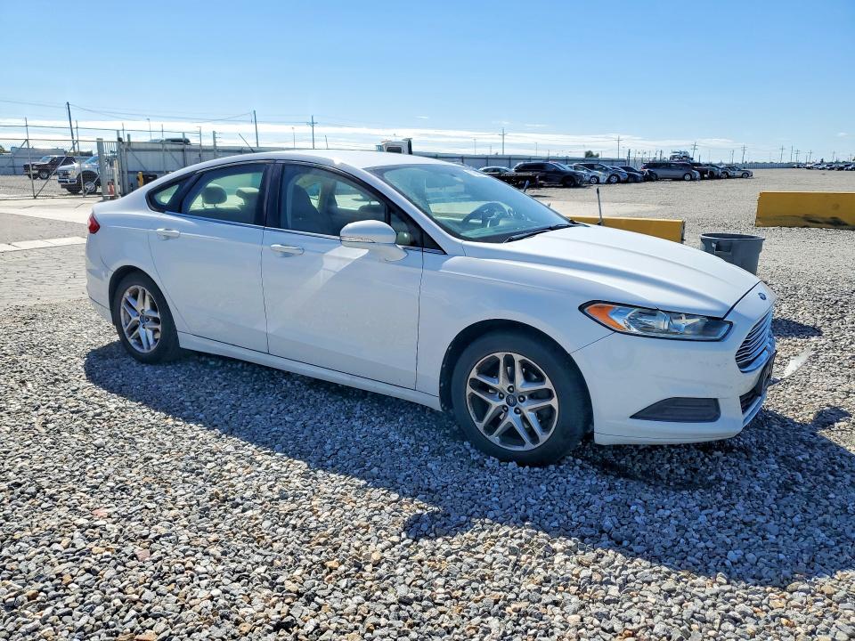 Photo 4 from auction – 2013 FORD FUSION with VIN 3FA6P0H7XDR215940