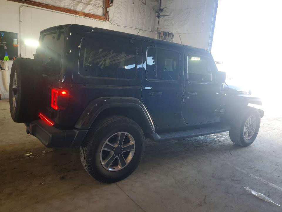 Снимка 3 от търг – 2018 JEEP WRANGLER UNLIMITED с VIN 1C4HJXEG0JW111368