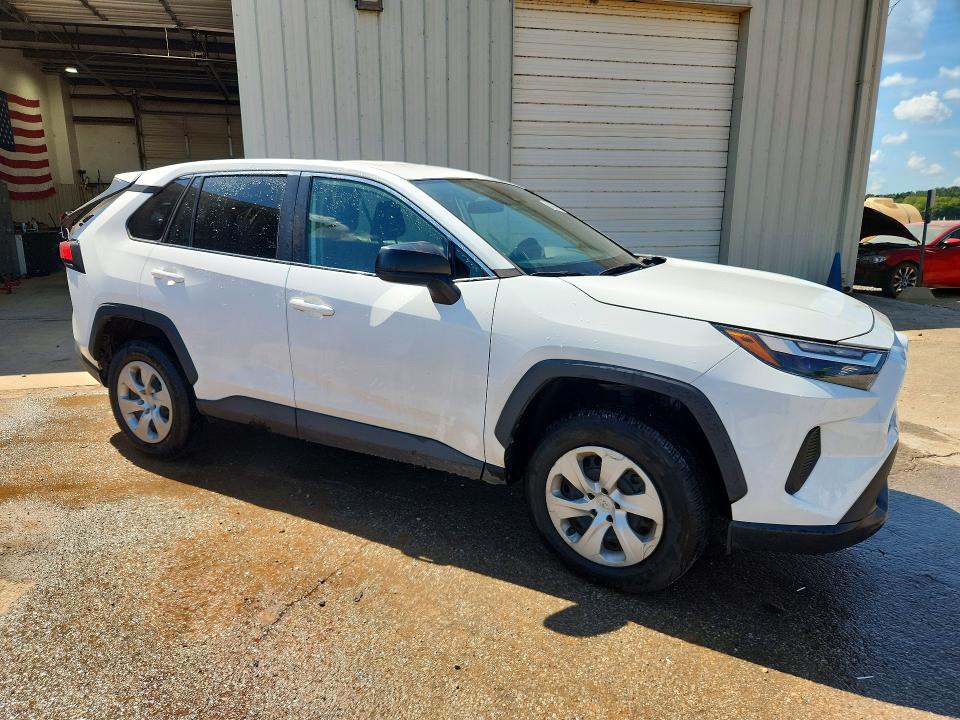 Photo 4 from auction – 2023 TOYOTA RAV4 with VIN 2T3H1RFV0PW258032