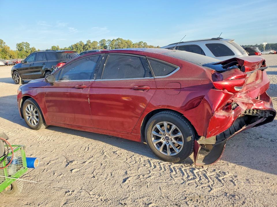 Foto 2 de la subasta – 2017 FORD FUSION con VIN 3FA6P0G77HR397233