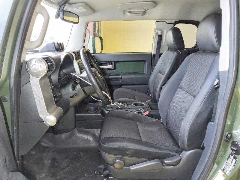 Снимка 7 от търг – 2013 TOYOTA FJ CRUISER с VIN JTEBU4BF4DK171278
