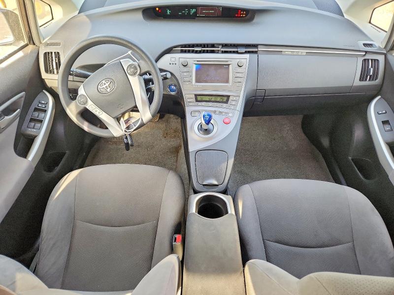 Photo 8 from auction – 2015 TOYOTA PRIUS with VIN JTDKN3DU4F0405652