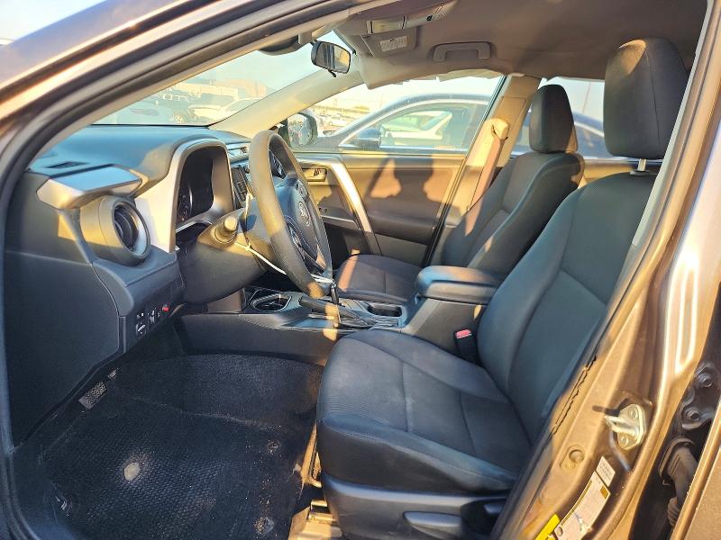 Zdjęcie 7 z aukcji – 2018 TOYOTA RAV4 z VIN JTMZFREV2JD129768