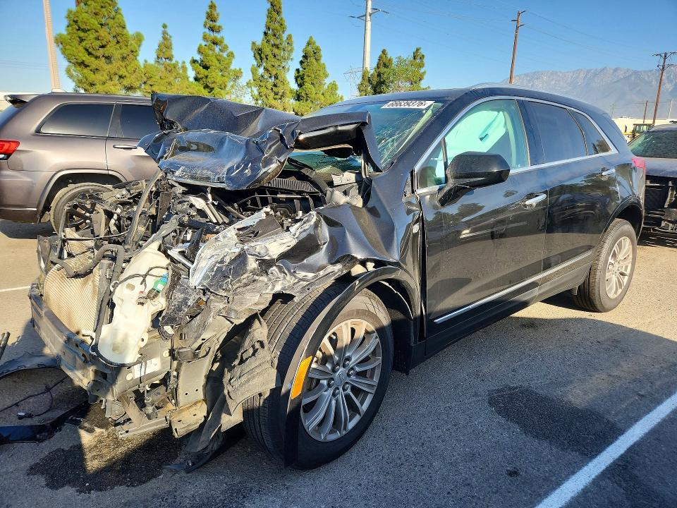 CADILLAC XT5 2017 with VIN 1GYKNBRS6HZ132272 - Photo from auction