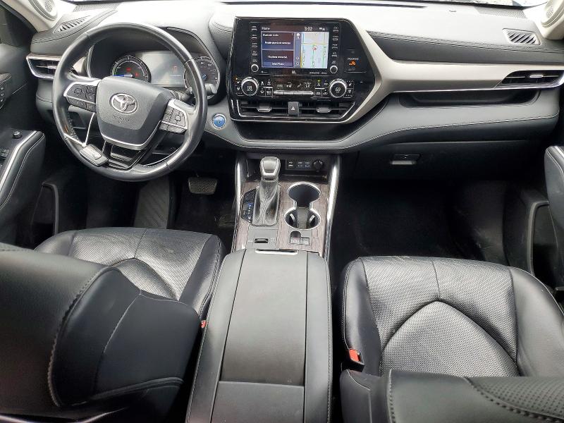 Снимка 8 от търг – 2022 TOYOTA HIGHLANDER HYBRID с VIN 5TDXBRCH6NS545543