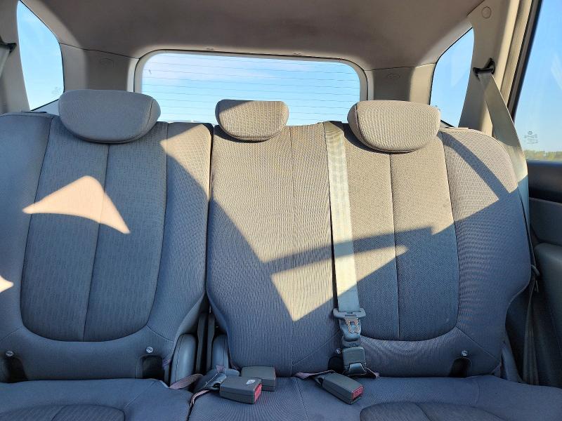 Photo 10 from auction – 2007 KIA RONDO with VIN KNAFG525477061961