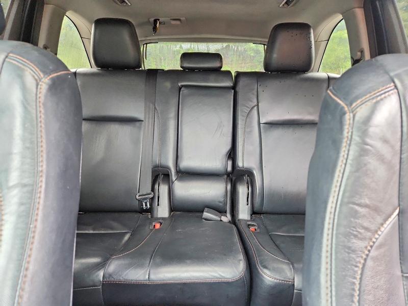 Photo 10 from auction – 2018 TOYOTA HIGHLANDER with VIN 5TDJZRFHXJS898889