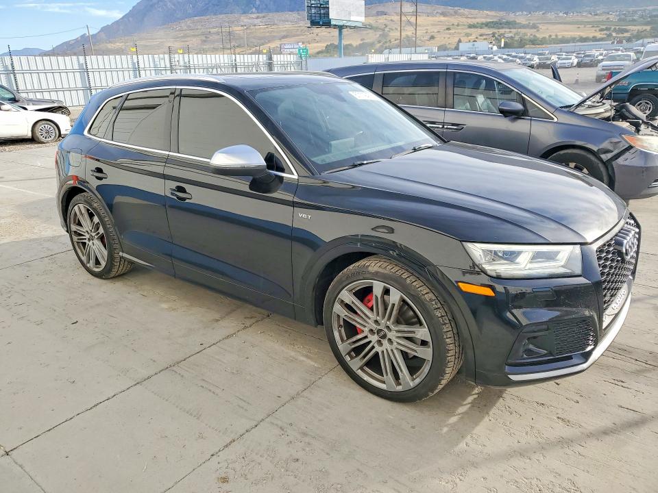 Фото 4 с аукциона – 2018 AUDI SQ5 с VIN WA1A4AFY5J2036066