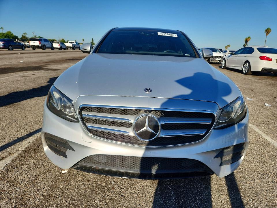 Photo 5 from auction – 2018 MERCEDES-BENZ E with VIN WDDZF4JB4JA426918