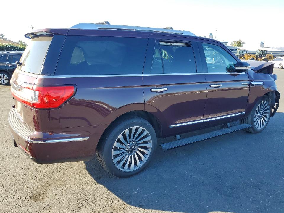 Photo 3 from auction – 2019 LINCOLN NAVIGATOR with VIN 5LMJJ2LT8KEL15565