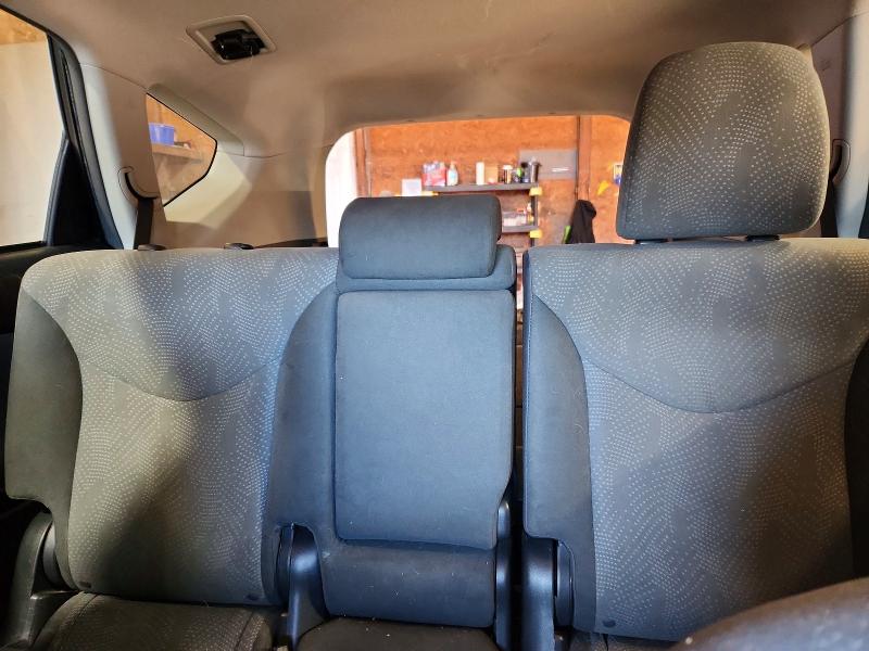 Photo 10 from auction – 2012 TOYOTA PRIUS V with VIN JTDZN3EU2C3103106