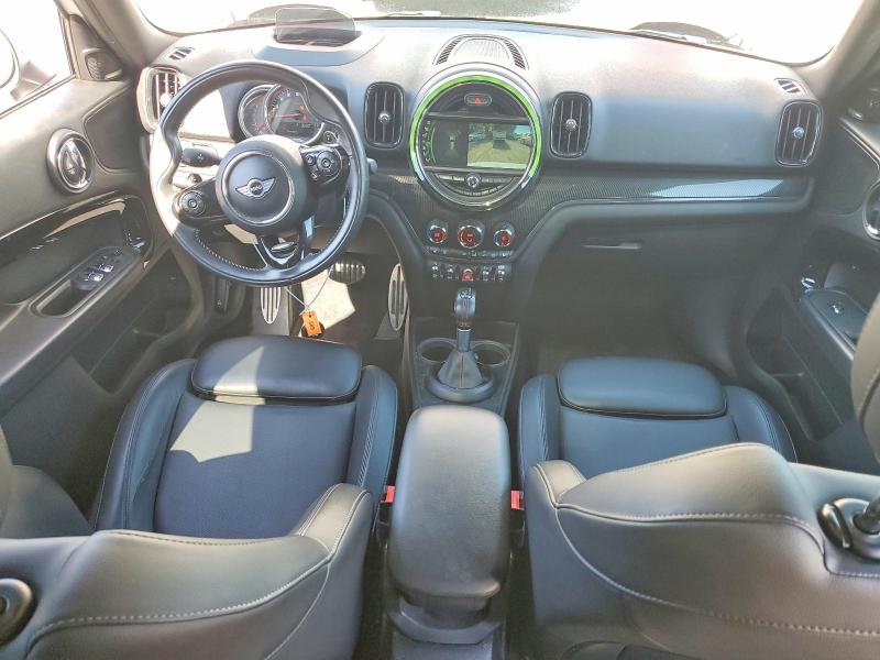 Photo 8 from auction – 2018 MINI COOPER with VIN WMZYV9C32J3F02574