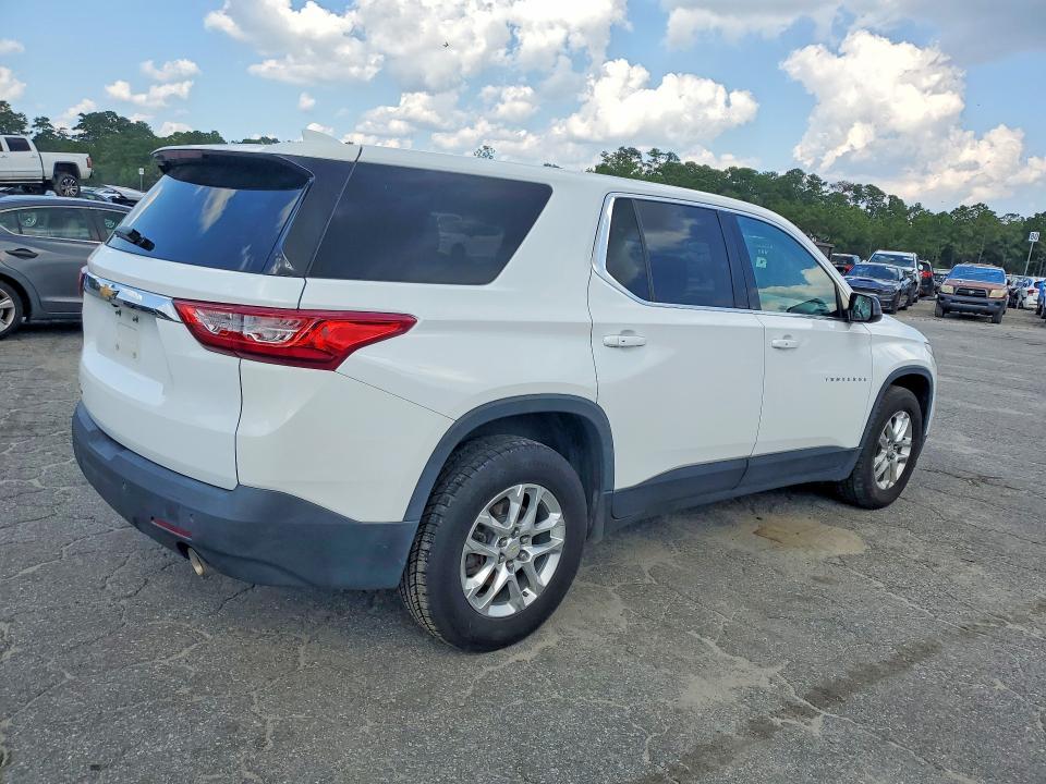 Снимка 3 от търг – 2018 CHEVROLET TRAVERSE с VIN 1GNEVLKW9JJ237681