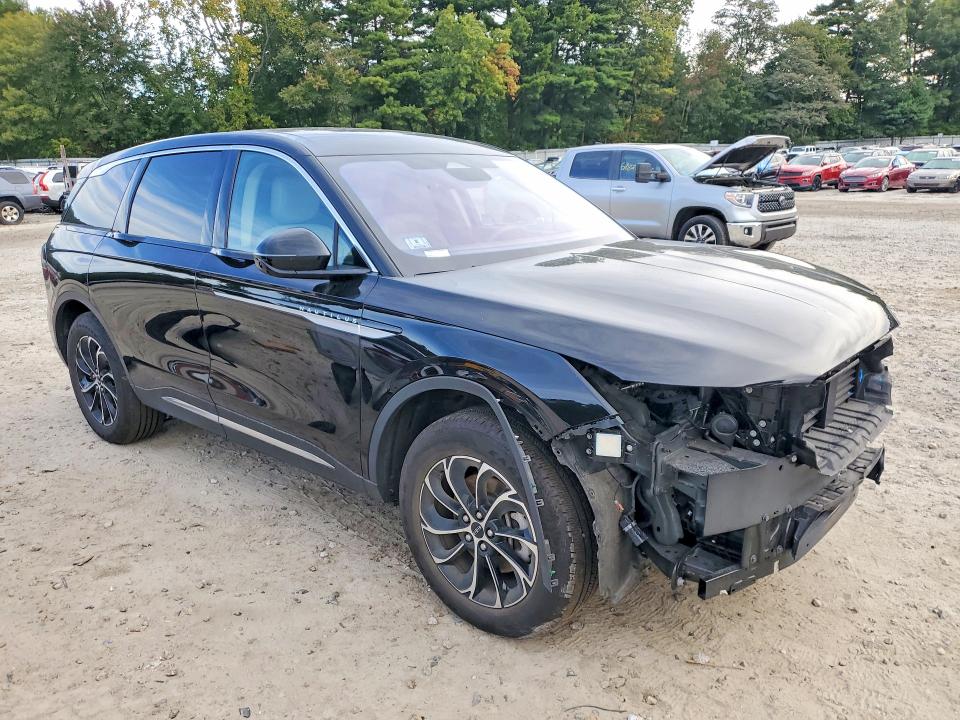 Снимка 4 от търг – 2025 LINCOLN NAUTILUS с VIN 5LMPJ8JA8SJ935886